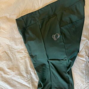 Pearl Izumi Forest Green Active Shorts